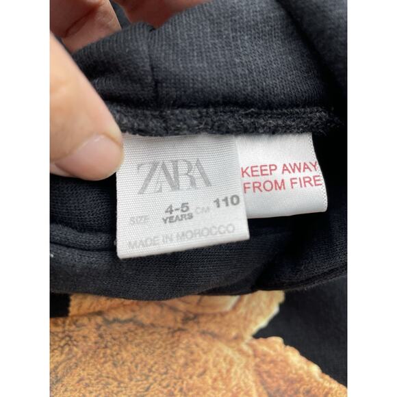 Zara Hooded Pullover Sweatshirt Kids New York Sz 4-5 Black - Picture 3 of 5